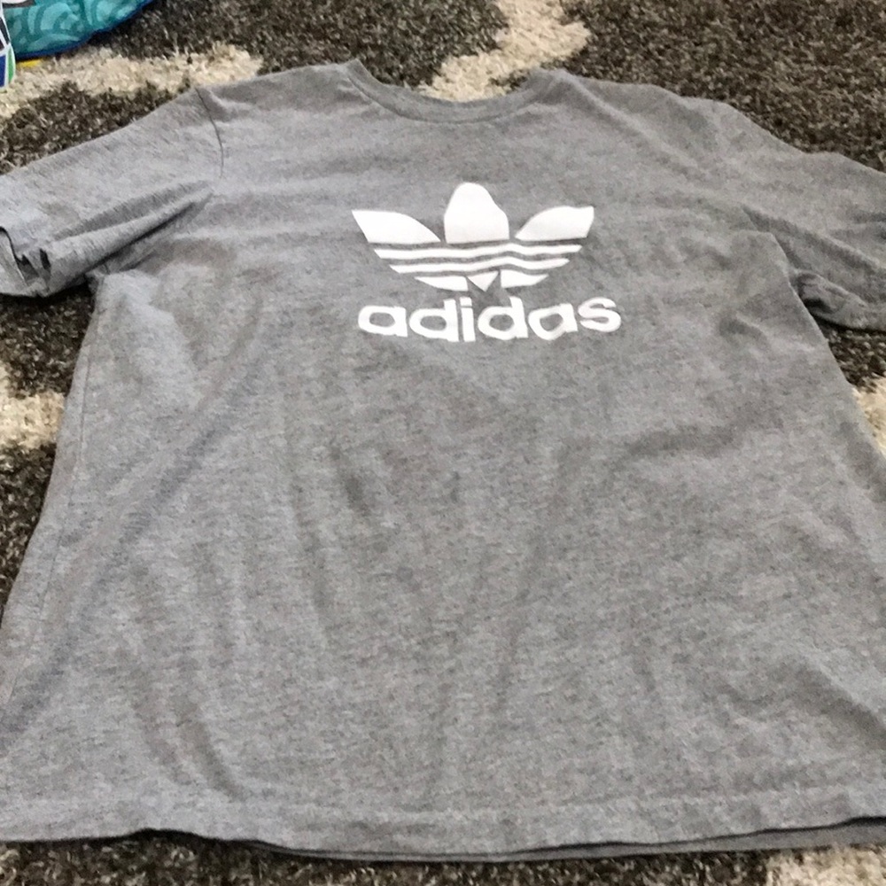 Adidas t shirt